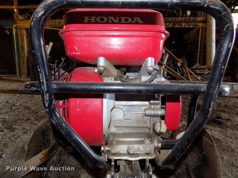 image for item AU9540 Honda FC600 tiller