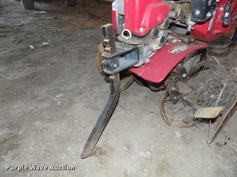 image for item AU9540 Honda FC600 tiller