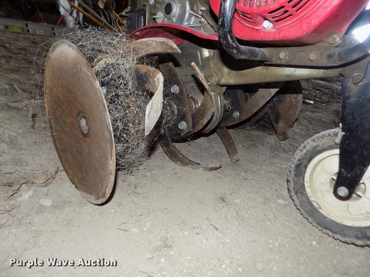 image for item AU9540 Honda FC600 tiller