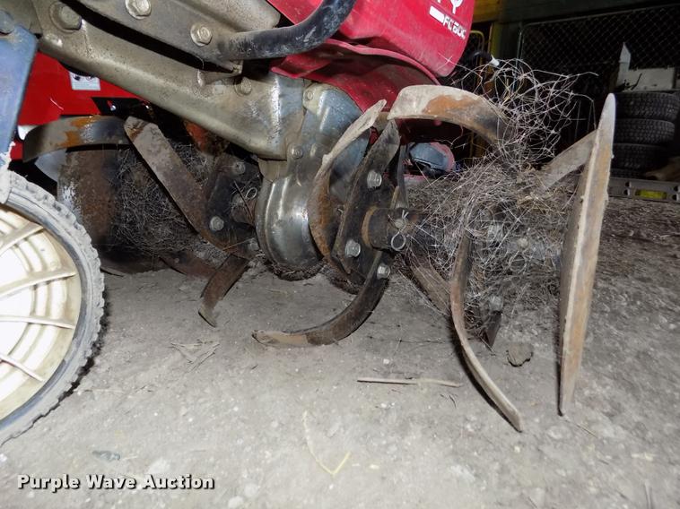 image for item AU9540 Honda FC600 tiller