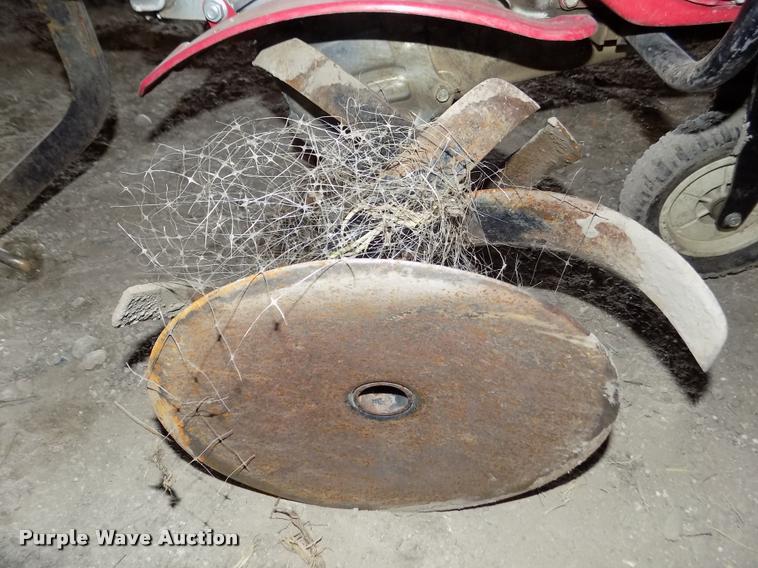 image for item AU9540 Honda FC600 tiller