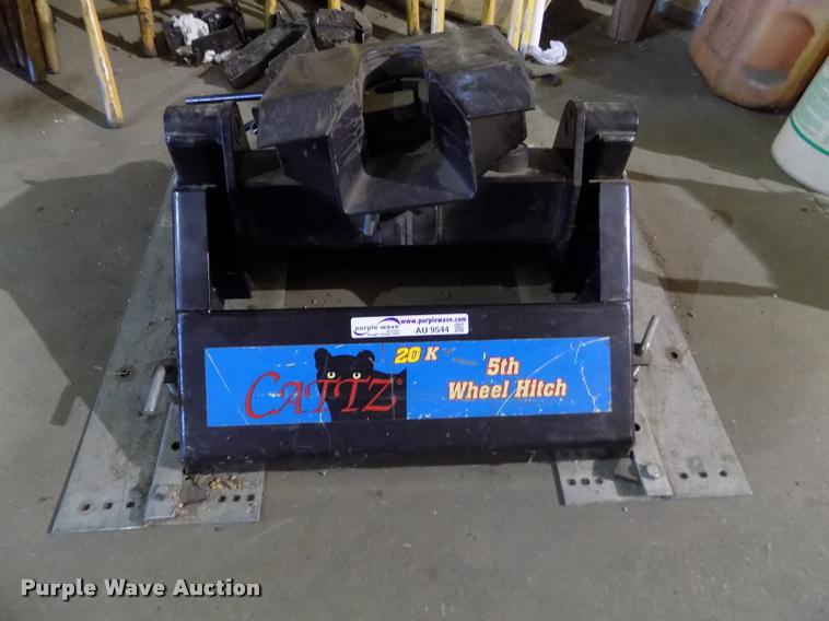 image for item AU9544 Cattz fifth wheel plate