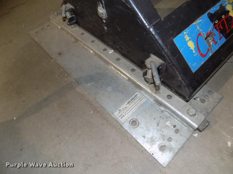 image for item AU9544 Cattz fifth wheel plate