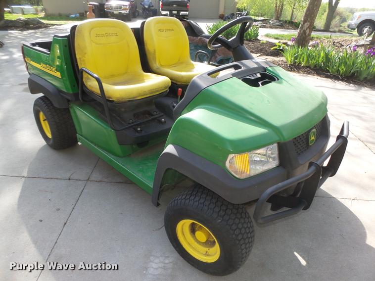 image for item AU9558 2004 John Deere Gator CX utility vehicle