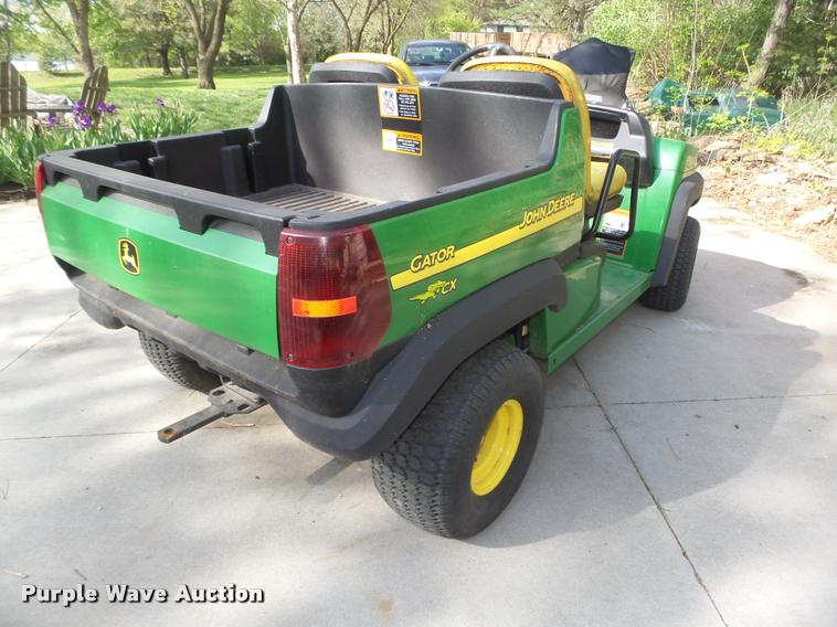 image for item AU9558 2004 John Deere Gator CX utility vehicle
