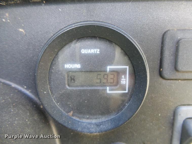 image for item AU9558 2004 John Deere Gator CX utility vehicle