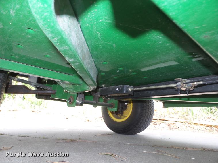 image for item AU9558 2004 John Deere Gator CX utility vehicle