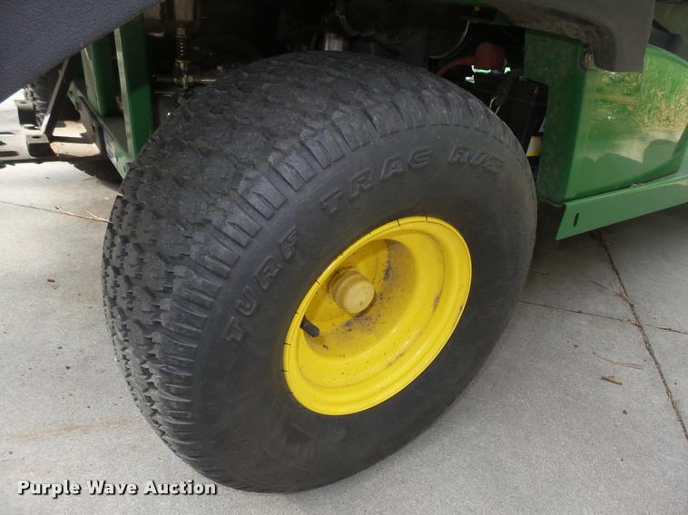 image for item AU9558 2004 John Deere Gator CX utility vehicle