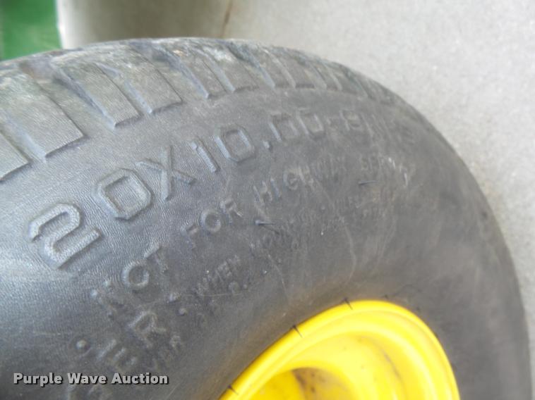 image for item AU9558 2004 John Deere Gator CX utility vehicle