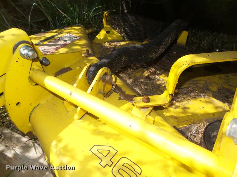 image for item AU9562 John Deere F525 lawn mower