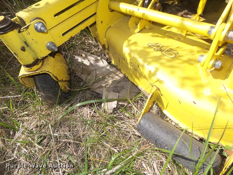 image for item AU9562 John Deere F525 lawn mower