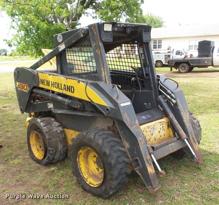image for item BZ9732 New Holland L190 skid steer