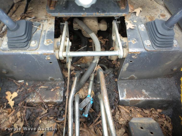 image for item BZ9732 New Holland L190 skid steer