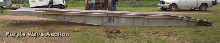 image for item BZ9736 Aluminum forklift ramp