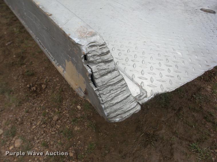 image for item BZ9736 Aluminum forklift ramp