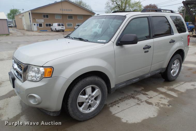 image for item CB9991 2009 Ford Escape XLT SUV