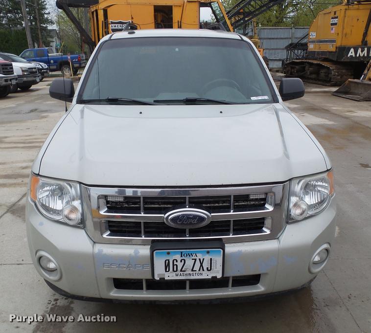 image for item CB9991 2009 Ford Escape XLT SUV