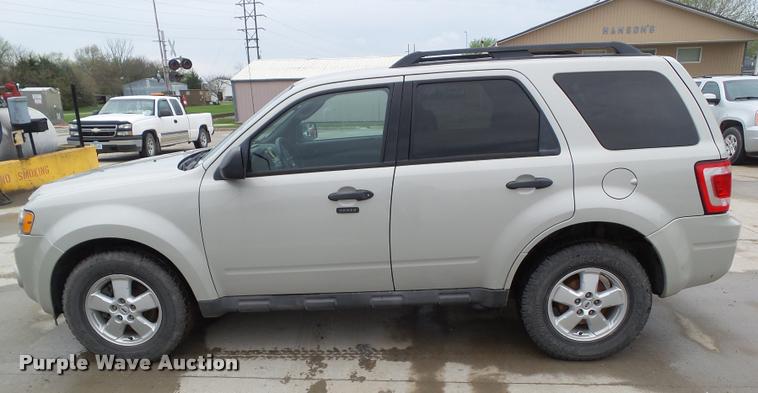 image for item CB9991 2009 Ford Escape XLT SUV