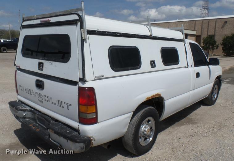 image for item DA0485 2000 Chevrolet Silverado 1500 pickup truck