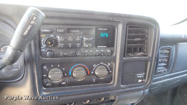 image for item DA0485 2000 Chevrolet Silverado 1500 pickup truck