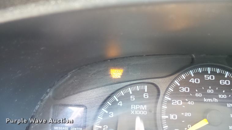 image for item DA0485 2000 Chevrolet Silverado 1500 pickup truck