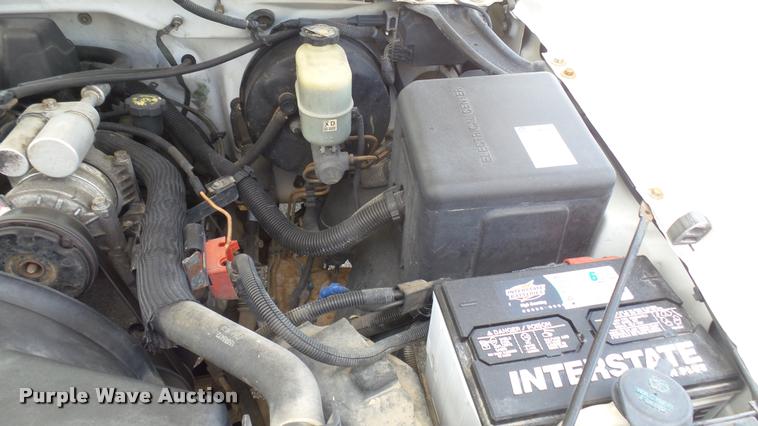 image for item DA0485 2000 Chevrolet Silverado 1500 pickup truck