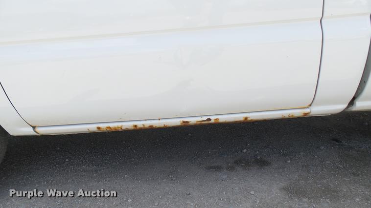 image for item DA0485 2000 Chevrolet Silverado 1500 pickup truck