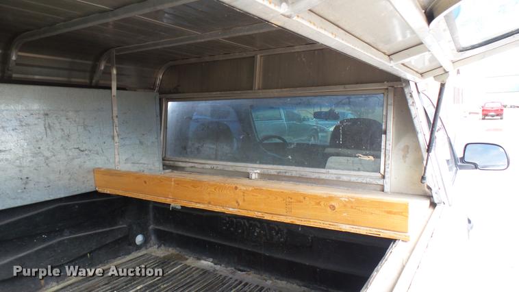 image for item DA0485 2000 Chevrolet Silverado 1500 pickup truck