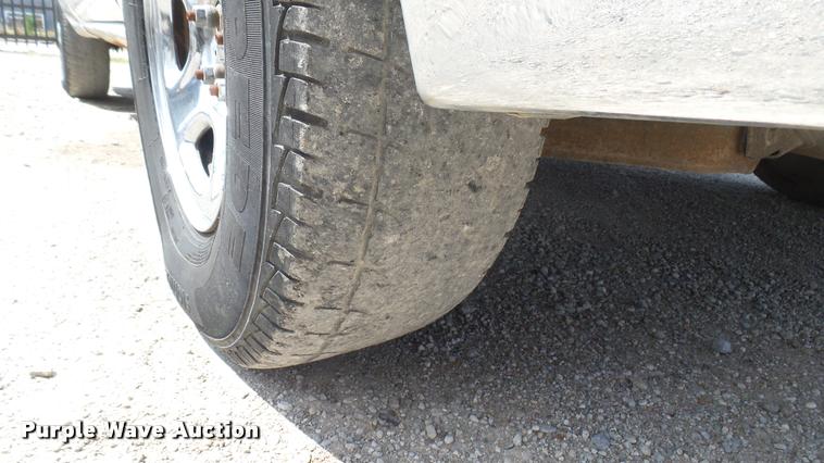 image for item DA0485 2000 Chevrolet Silverado 1500 pickup truck