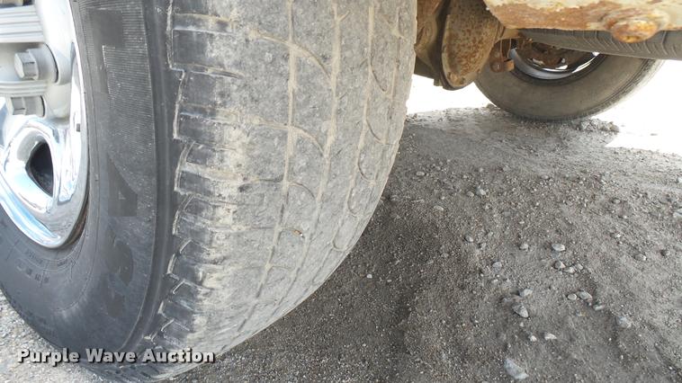 image for item DA0485 2000 Chevrolet Silverado 1500 pickup truck