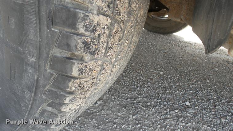 image for item DA0485 2000 Chevrolet Silverado 1500 pickup truck