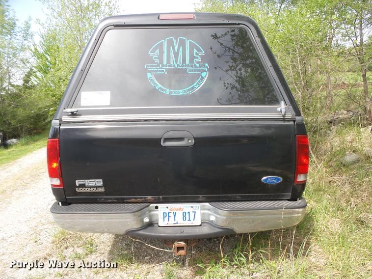 image for item DA0666 1997 Ford F150 XLT pickup truck