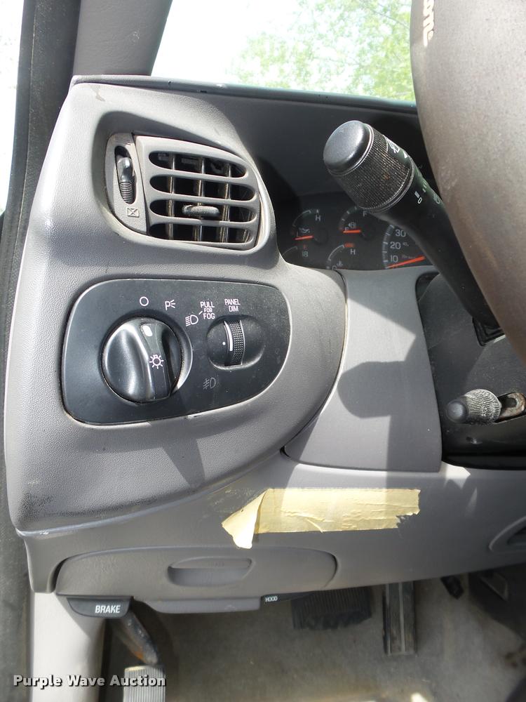 image for item DA0666 1997 Ford F150 XLT pickup truck