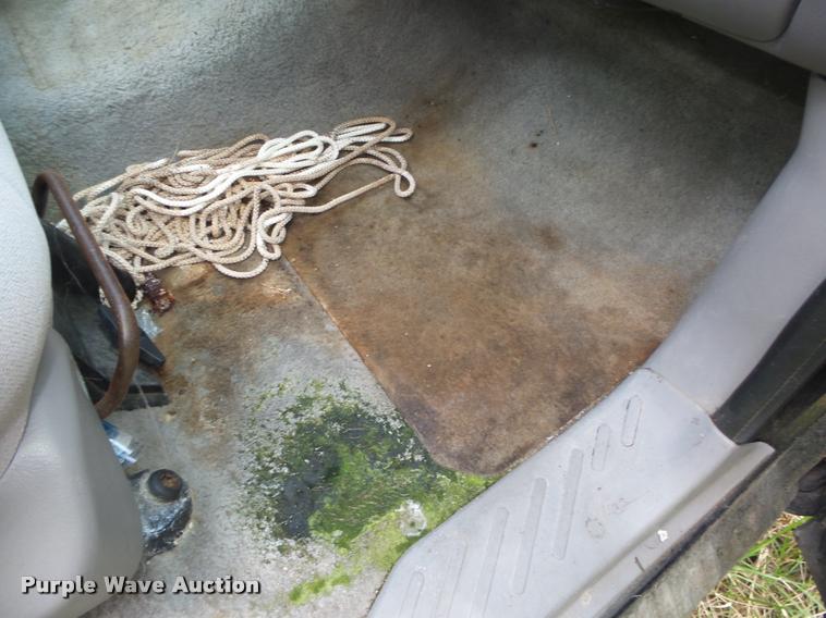 image for item DA0666 1997 Ford F150 XLT pickup truck