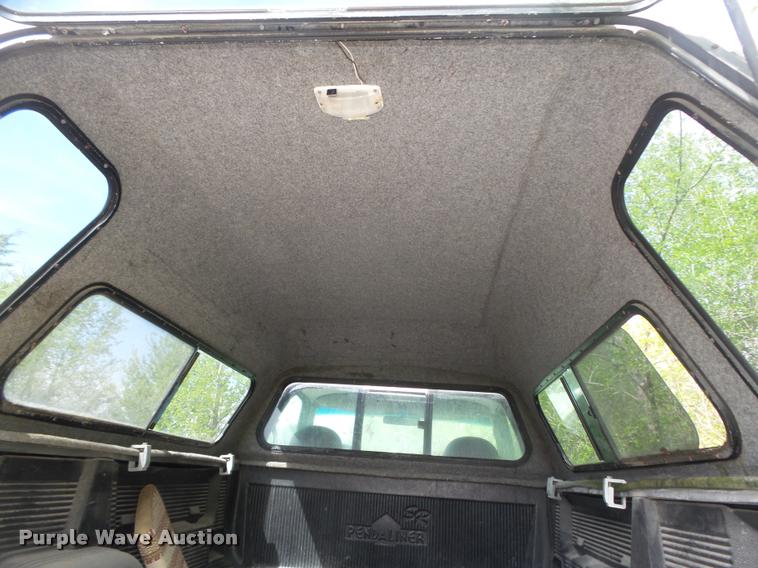 image for item DA0666 1997 Ford F150 XLT pickup truck