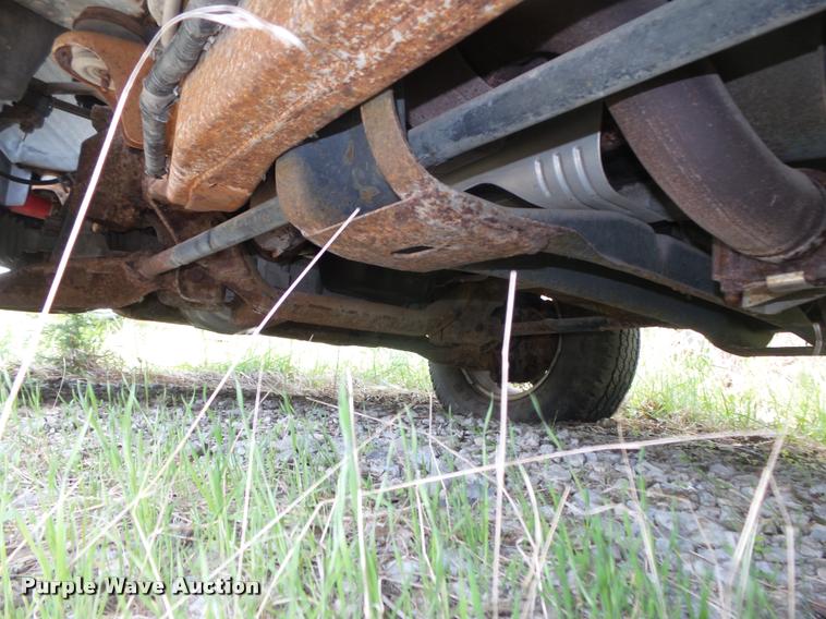 image for item DA0666 1997 Ford F150 XLT pickup truck