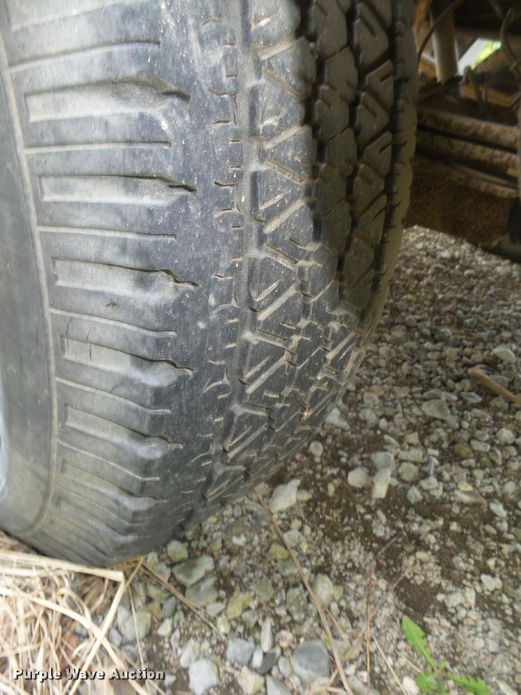 image for item DA0666 1997 Ford F150 XLT pickup truck