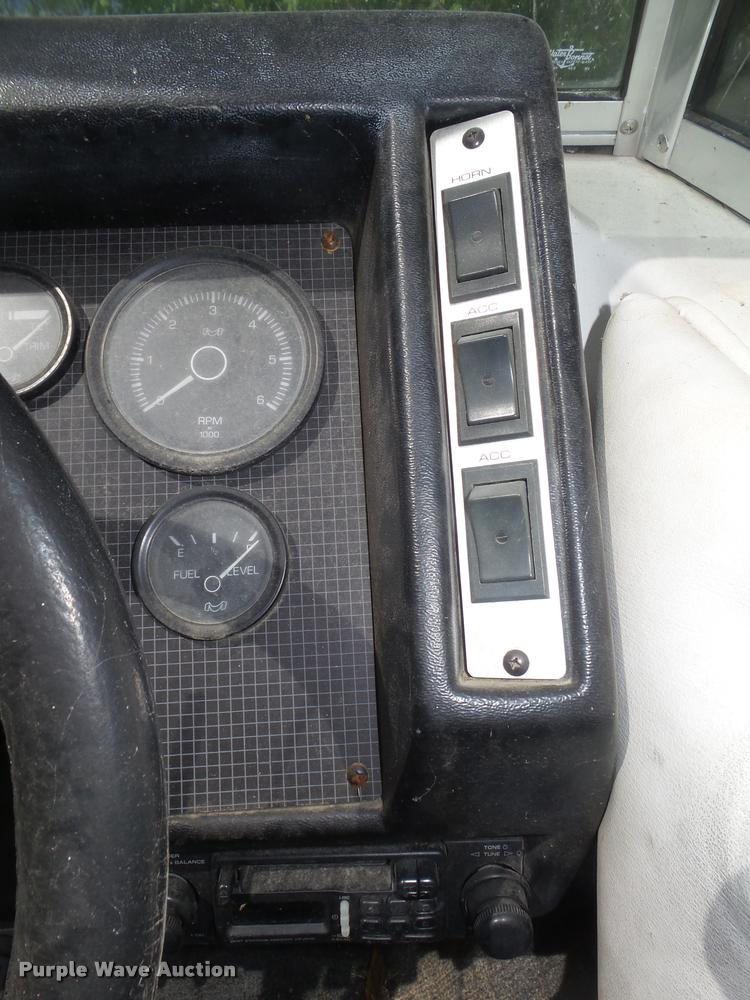 image for item DA0667 1987 Sea Sprite SSB175 boat