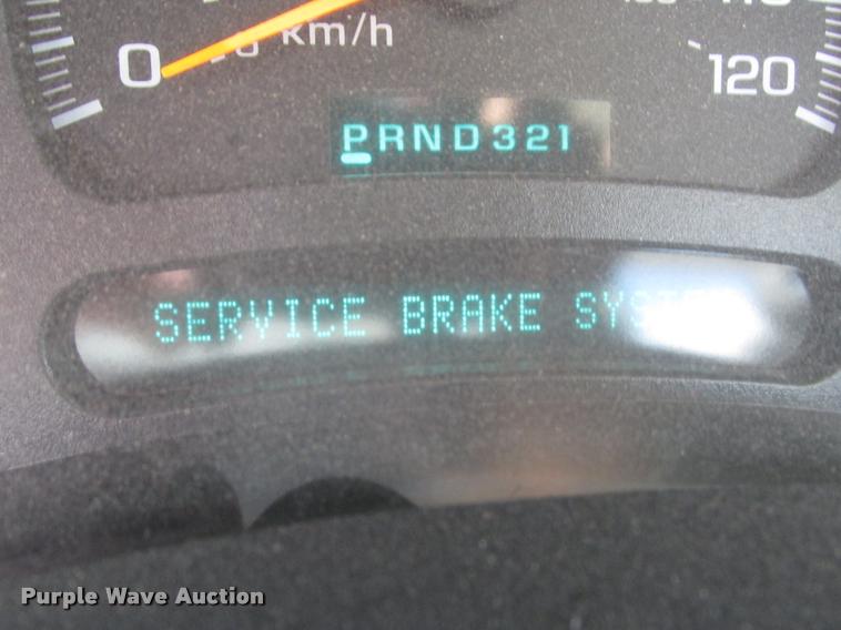 image for item DA0682 2003 Chevrolet Silverado 1500 pickup truck