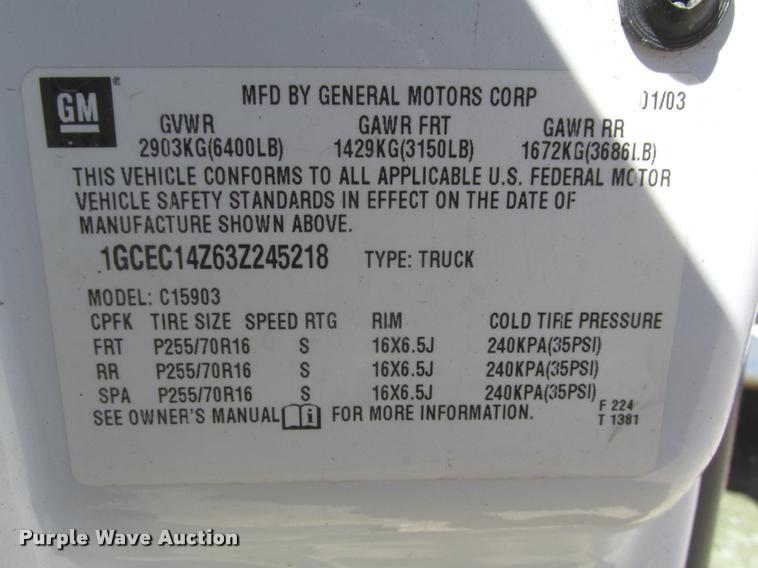 image for item DA0682 2003 Chevrolet Silverado 1500 pickup truck