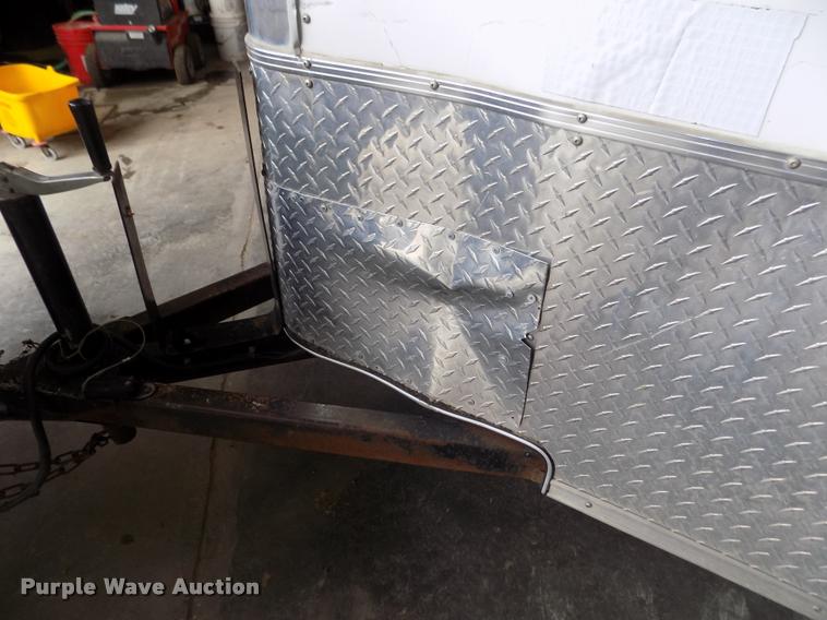 image for item DA0694 2000 Nations Trailer Inc. TNT Ignitor enclosed cargo trailer