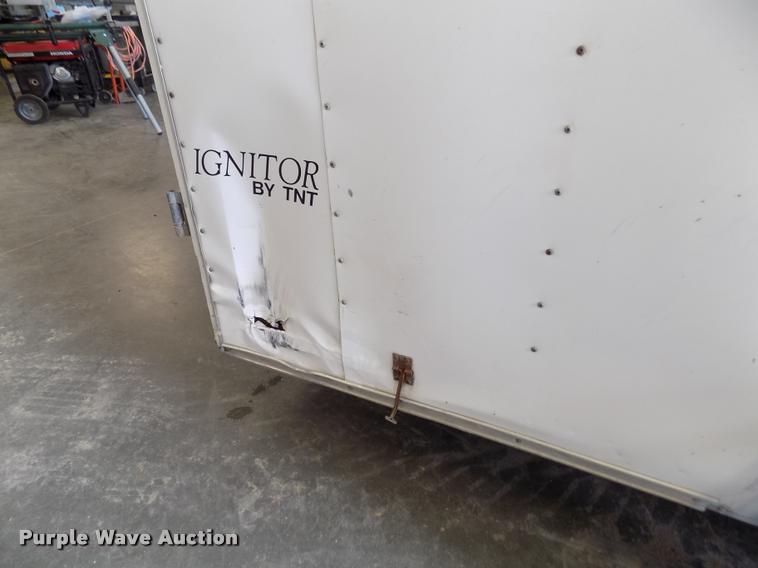 image for item DA0694 2000 Nations Trailer Inc. TNT Ignitor enclosed cargo trailer