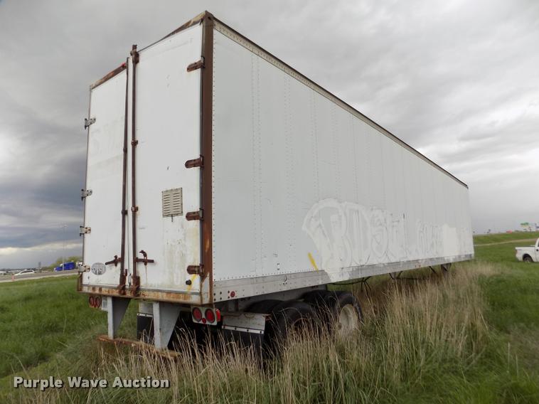 image for item DA0695 1982 Strick dry van trailer