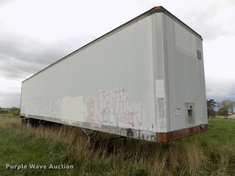 image for item DA0695 1982 Strick dry van trailer
