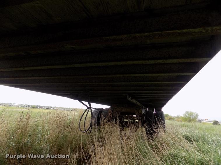 image for item DA0695 1982 Strick dry van trailer