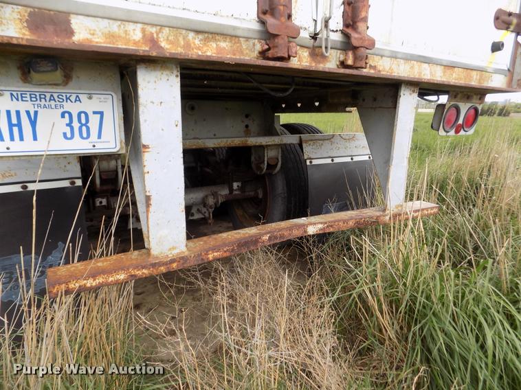 image for item DA0695 1982 Strick dry van trailer