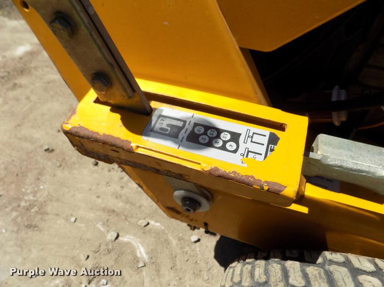 image for item DA0696 Hustler Trimstar lawn mower