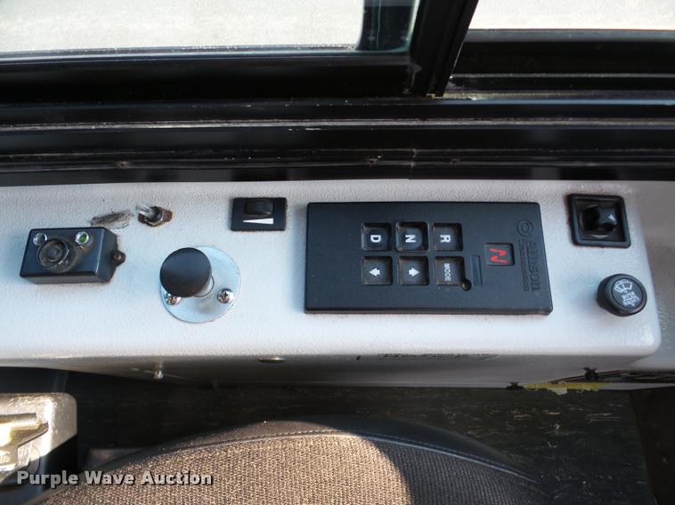 image for item DA1899 2006 Optima LFB-34 transit bus