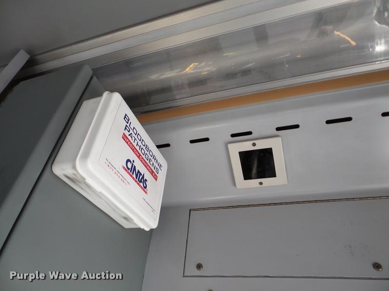 image for item DA1899 2006 Optima LFB-34 transit bus