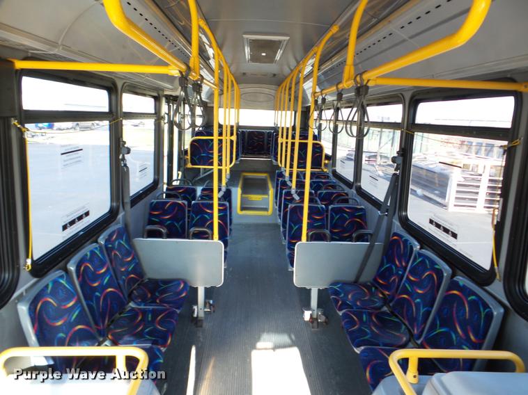 image for item DA1899 2006 Optima LFB-34 transit bus